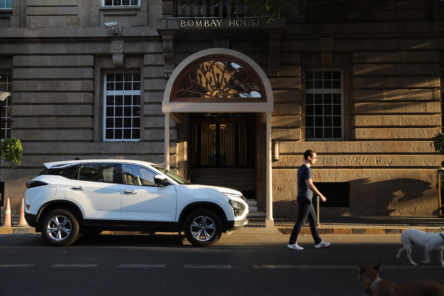 6 Tata harrier 2019 hero side