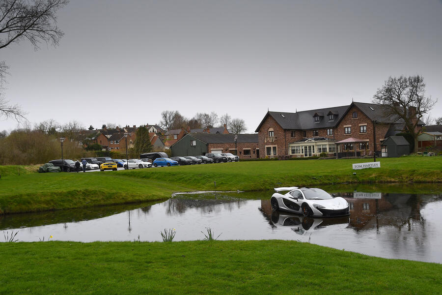 6 Tom hartley showroom exterior