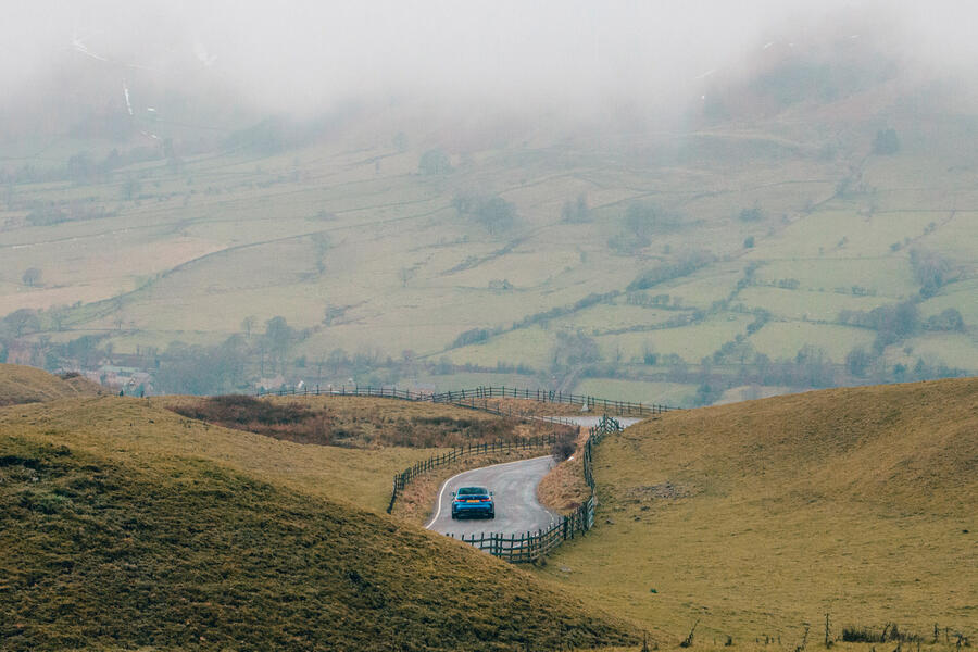 72 Bmw m3 vs audi rs3 saloon 2021 m3 driving away
