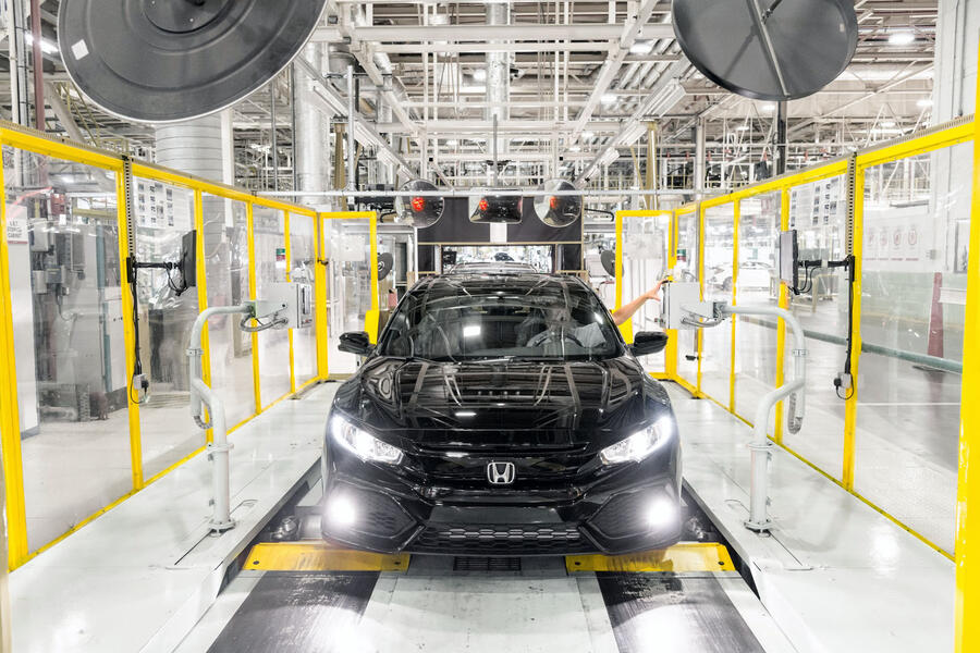 77974 New uk built honda civic unveiled and all set for export success