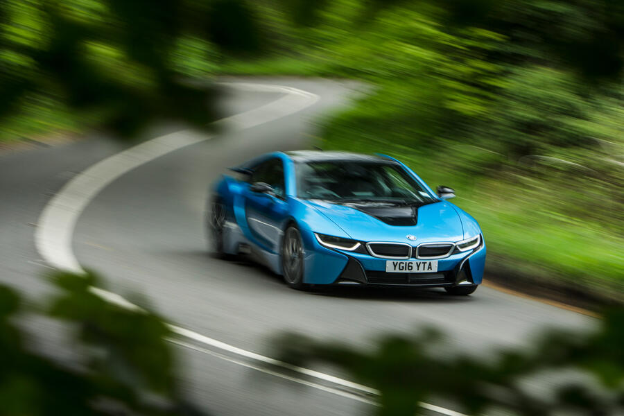 7 Bmw i8 2016 2260