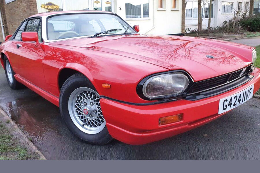 8 Jaguar xjr s static front 0