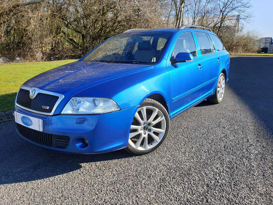 8 Skoda octavia static front