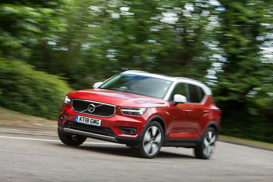 8 Volvo xc40 front