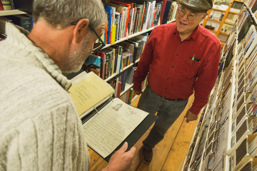 82 Private motoring library visit 2022 binder