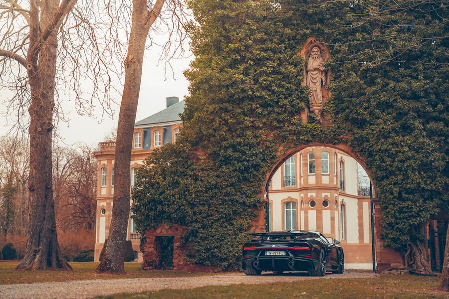 85 Bugatti chiron super sport 0