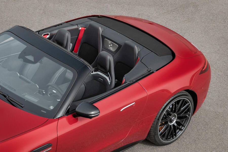 87 Mercedes sl 63 2021 official reveal images rear seats