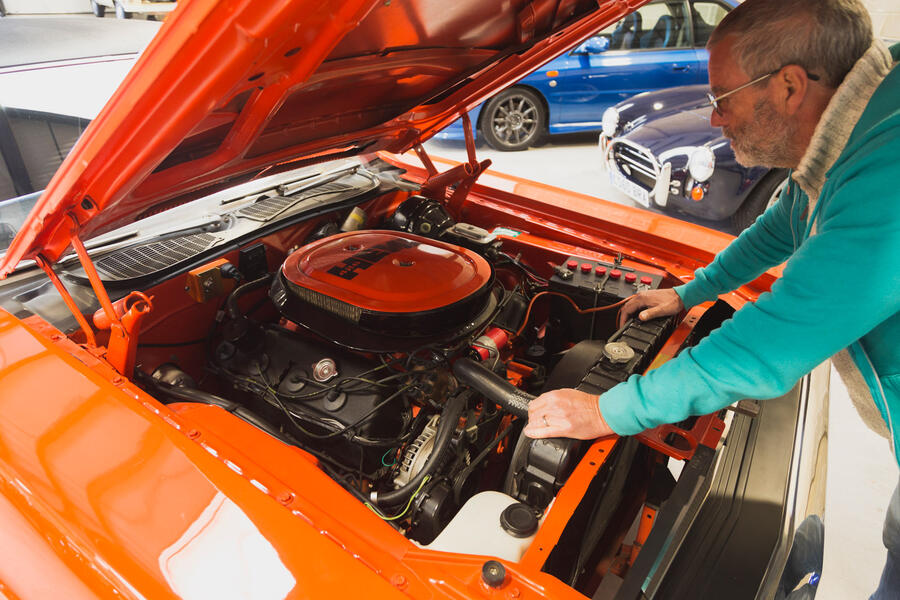 87 The market auctioneer visit 2022 dodge engine