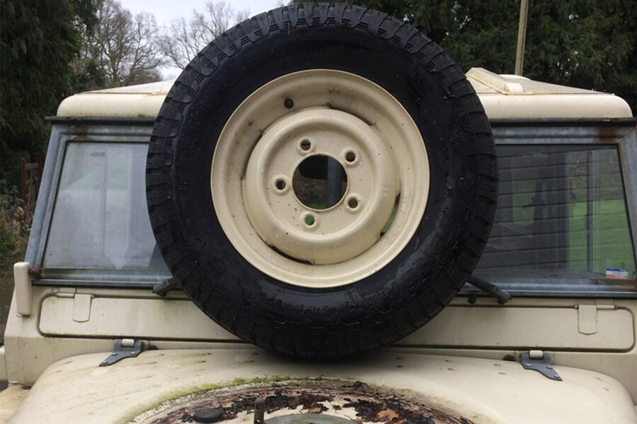 8 Land rover series 3 0