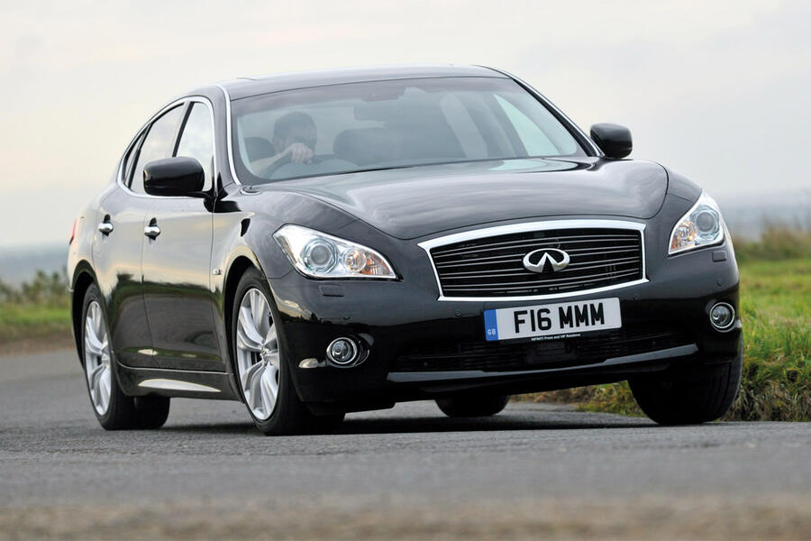 9 Infiniti m30d