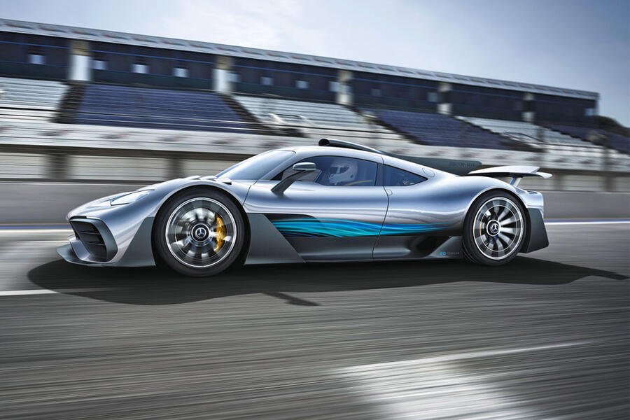 9 Mercedes amg one 2019 tracking side