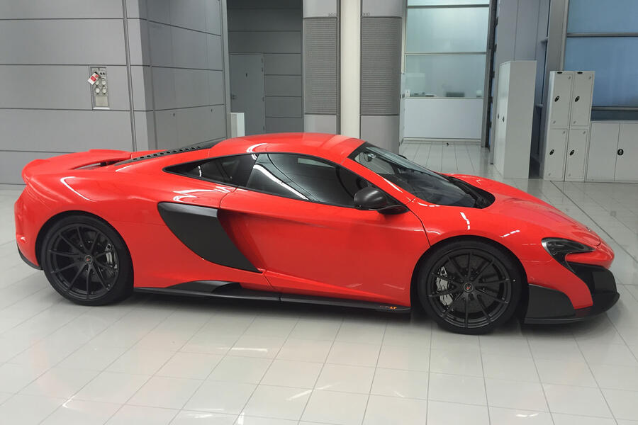 92 Life in 12 cars mike flewitt 675lt