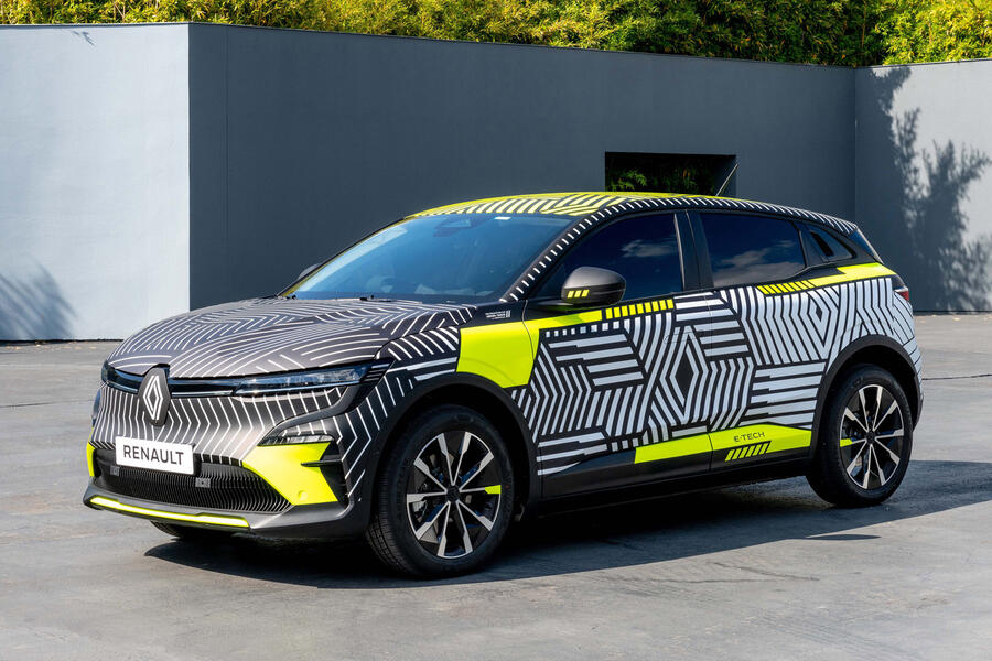 94 Renault megane e tech camo