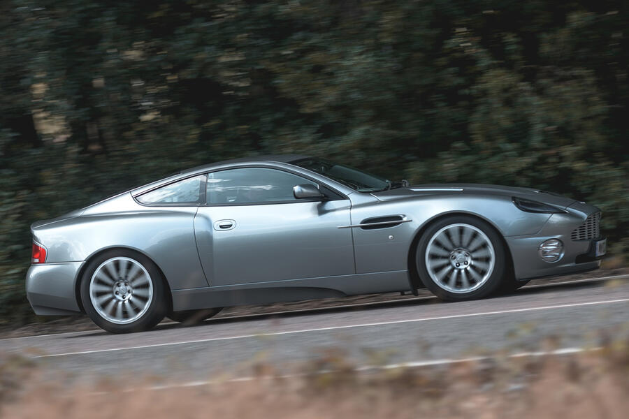 95 Worst bond cars ever list 2021 aston martin vanquish