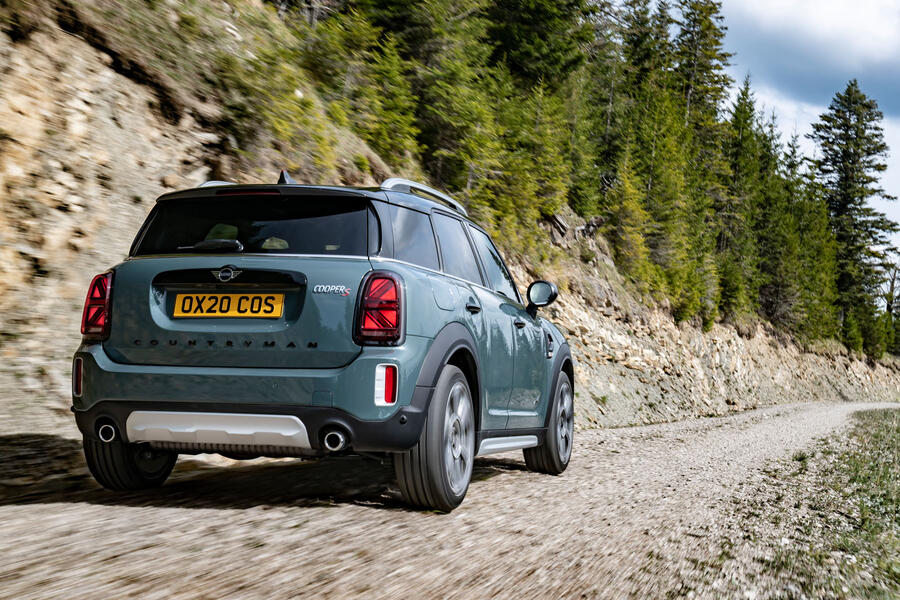 97 Mini countryman 2020 facelift official press hero rear
