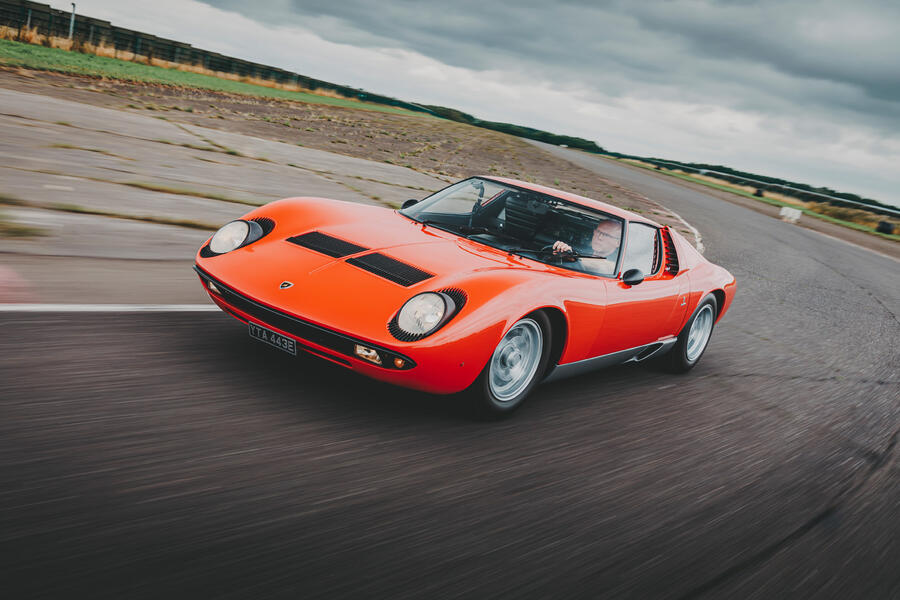 98 Lamborghini miura p400