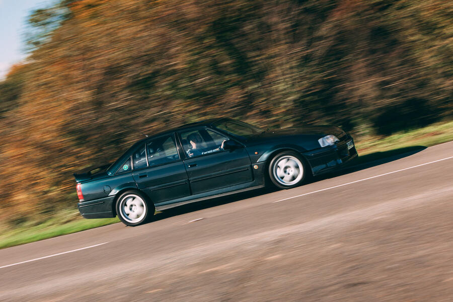 98 Lotus carlton at 30 tracking side