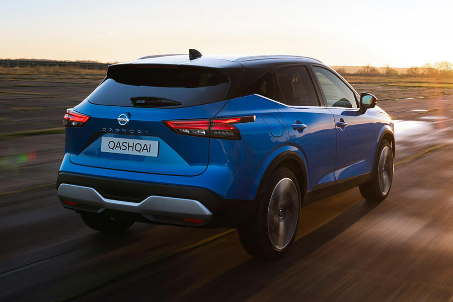 98 Nissan qashqai 2021 official reveal hero rear