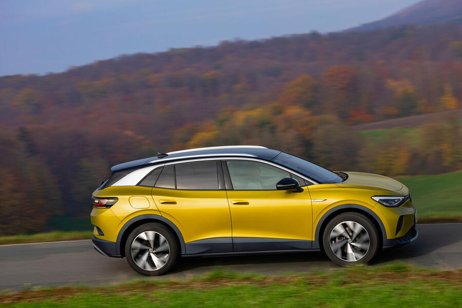 98 Volkswagen id 4 1st edition official side pan