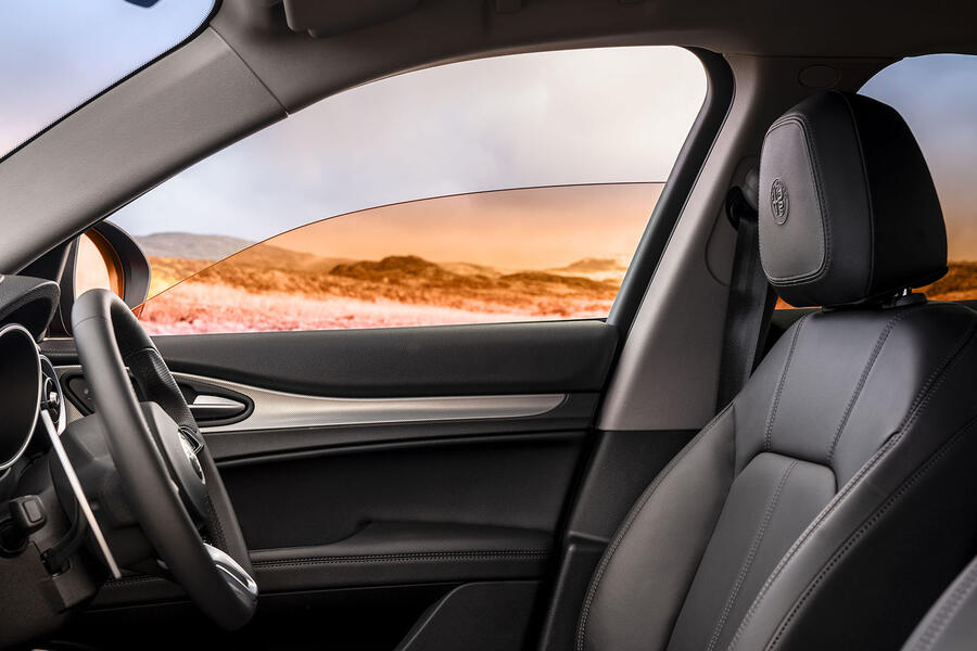 Alfaromeonuovaluceroma