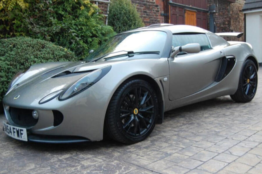 Autocar ubg lotus exige je