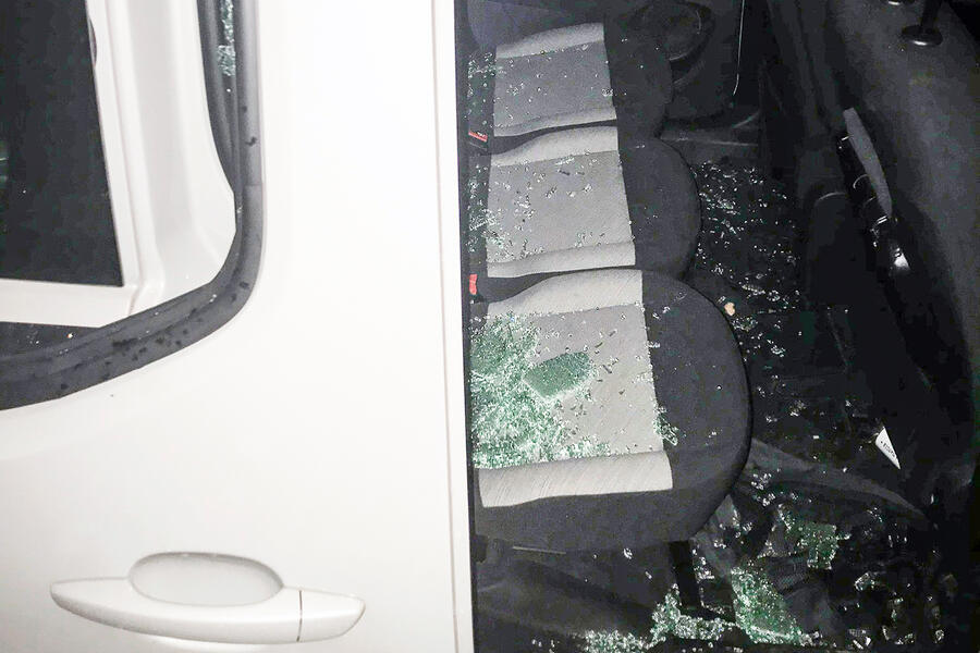 Berlingo smashed window