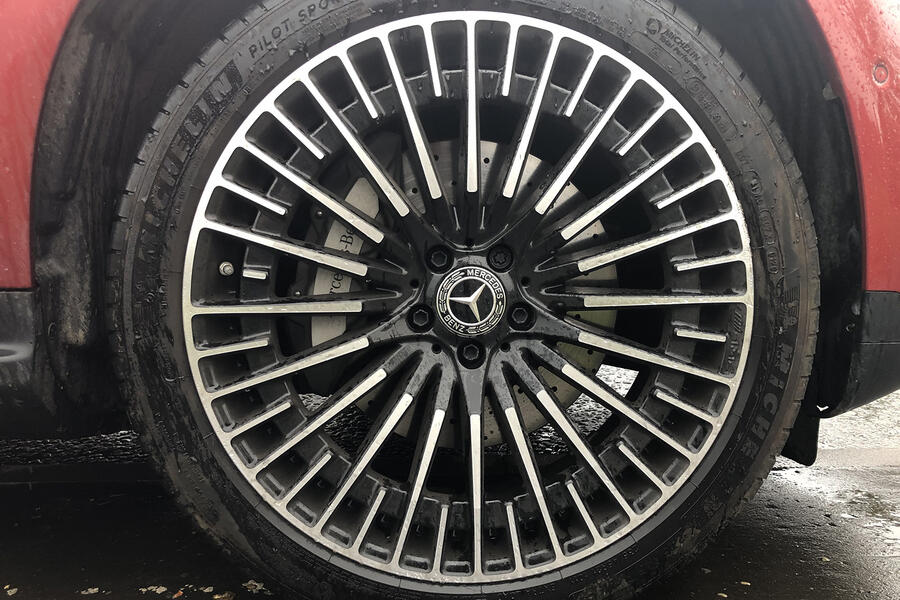 Eqc alloy wheel