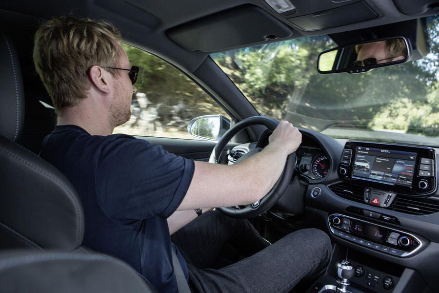 hyundai-i30-n-richard-lane-driving.jpg?i