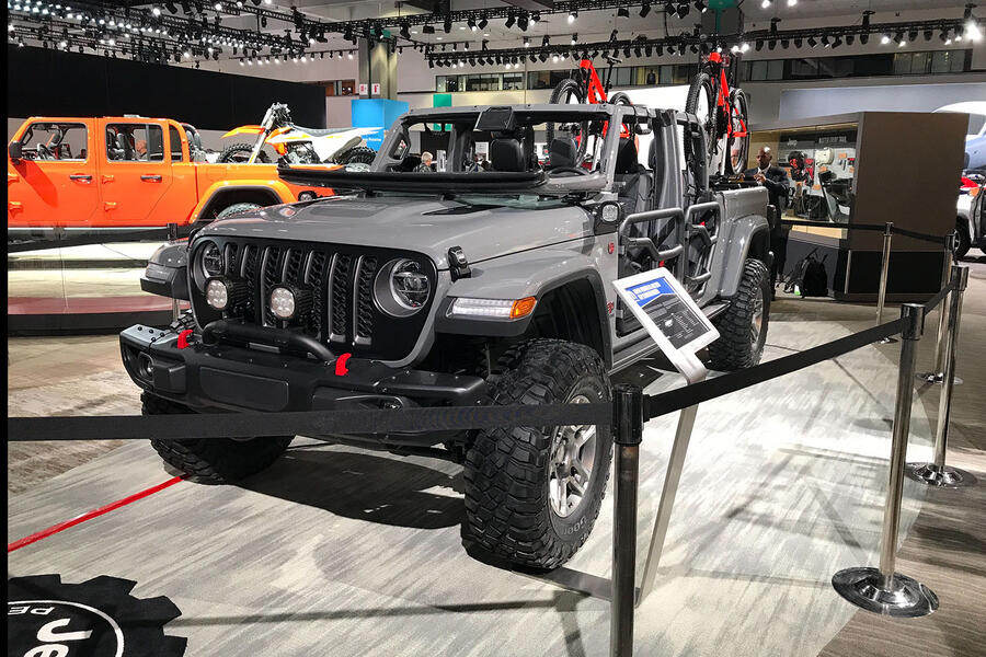 Jeep gladiator la show reveal stand 3