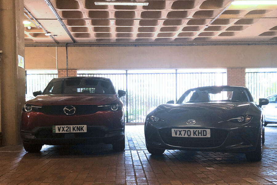 Mazda mx 30 meets mx 5