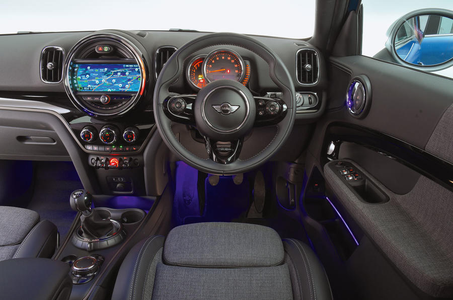 Mini countryman dashboard 0 0