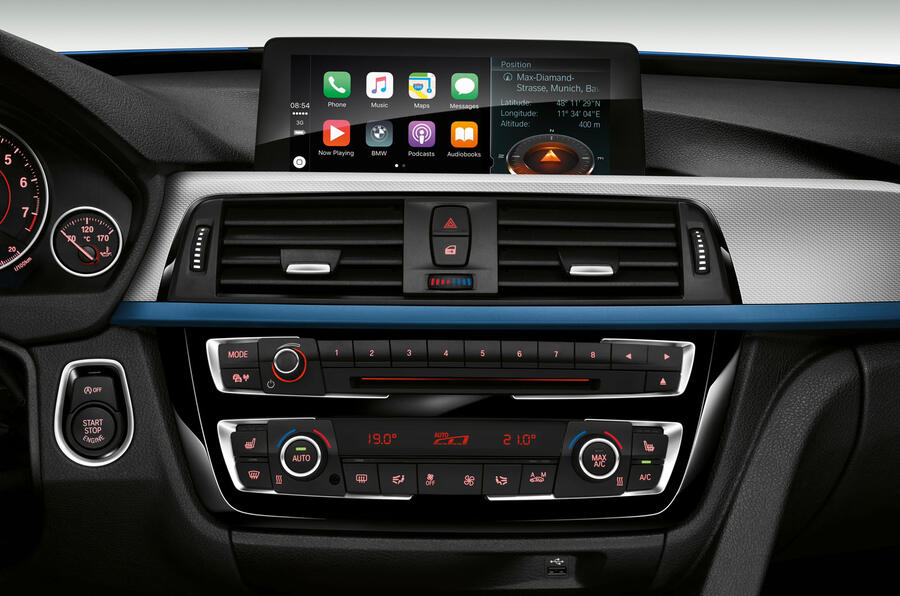P90230491 highres apple carplay 06 201