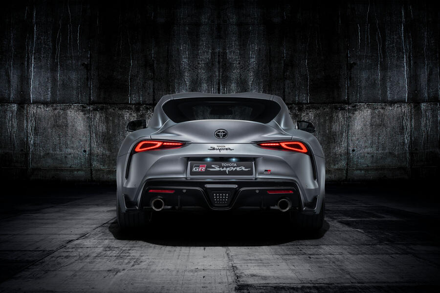 Toyota supra grey studio 006