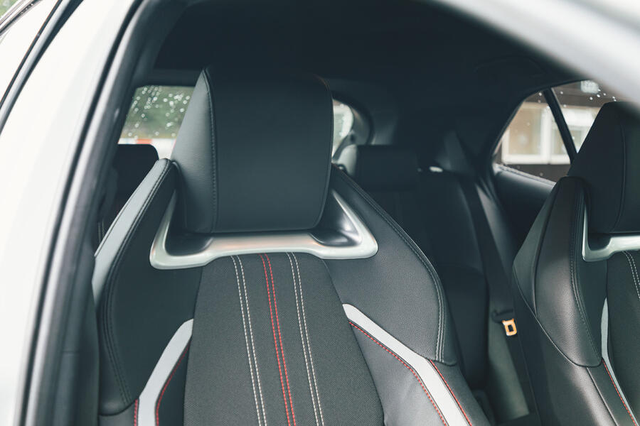 Toyotacorollahybrid 5