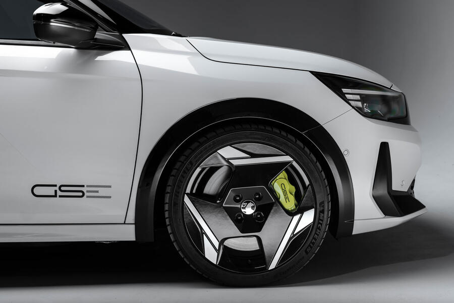 Vauxhall Corsa GSE wheel