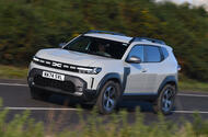 Dacia Duster front quarter tracking