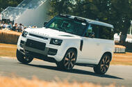 Land Rover Defender 2025: новая городская версия Vertex и уход V8