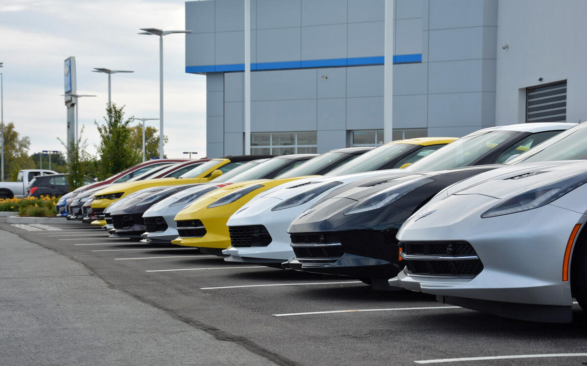 Selling a car is a hassle few of us like dealing with. Selling a car is a hassle few of us like dealing with.