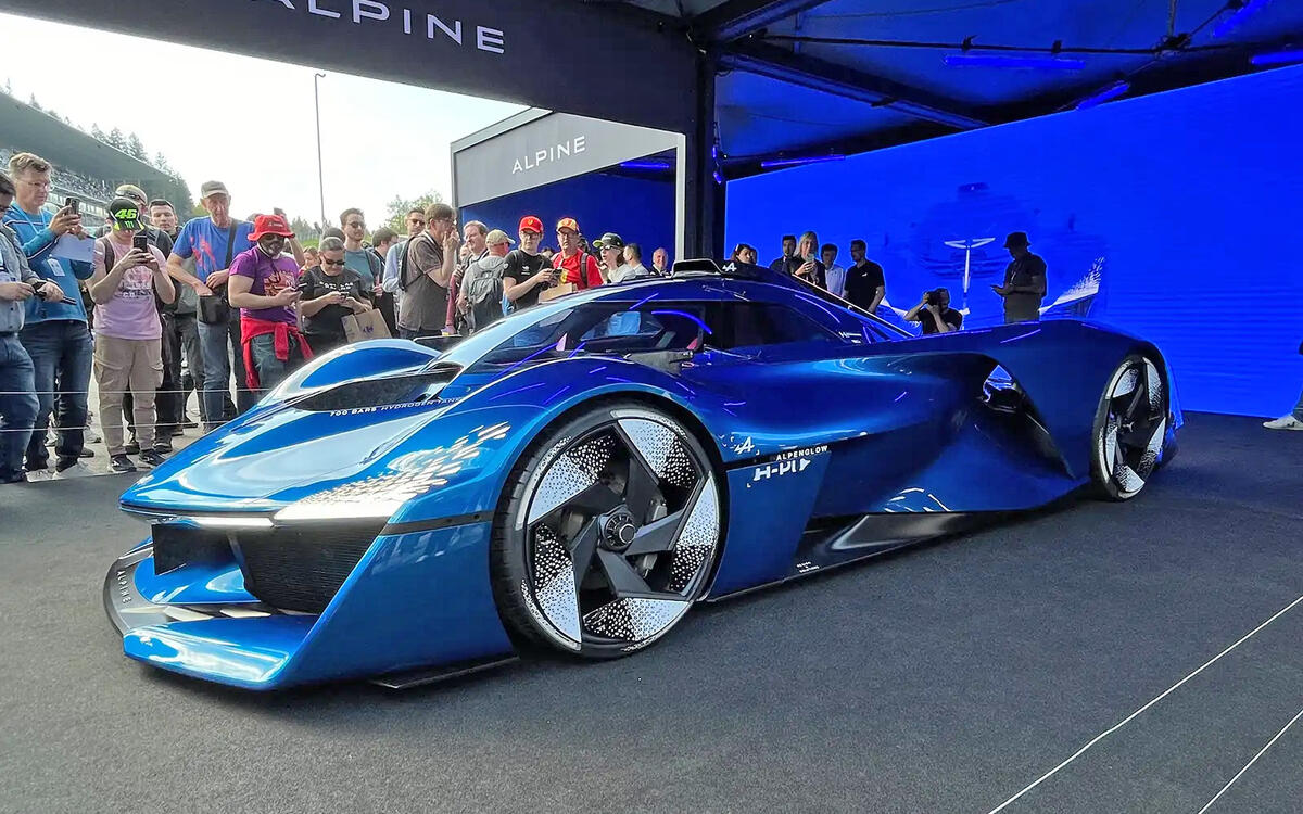 The theme of this year's Goodwood Festival of Speed is ‘Horseless to Hybrid’, which celebrates 130 years of technological progress.  The theme of this year's Goodwood Festival of Speed is ‘Horseless to Hybrid’, which celebrates 130 years of technological progress.