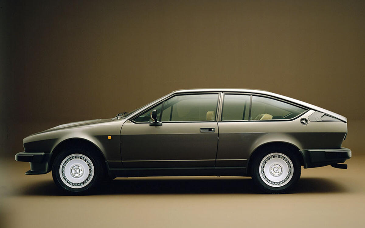 Alfa Romeo GTV6