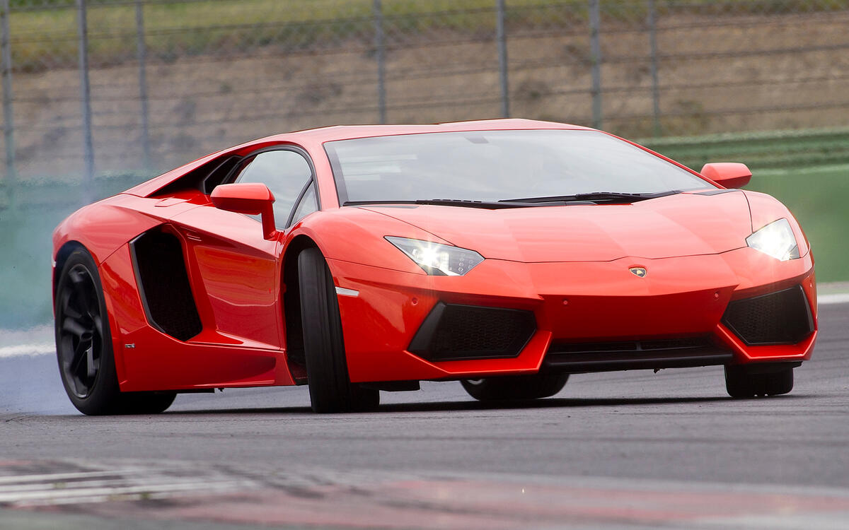 Lamborghini Aventador (6.5-litres)