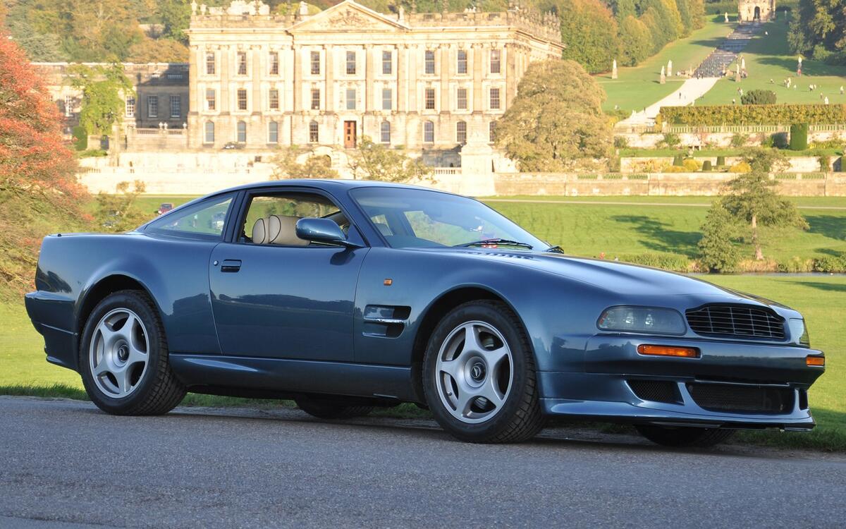 Aston Martin V600 Aston Martin V600