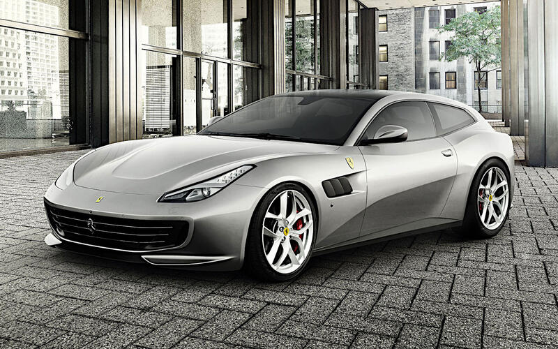 Ferrari GTC4Lusso
