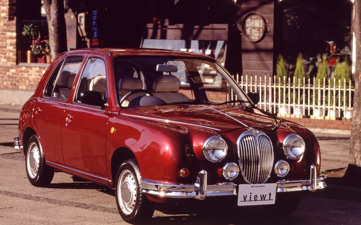 Mitsuoka Viewt (1993) Mitsuoka Viewt (1993)