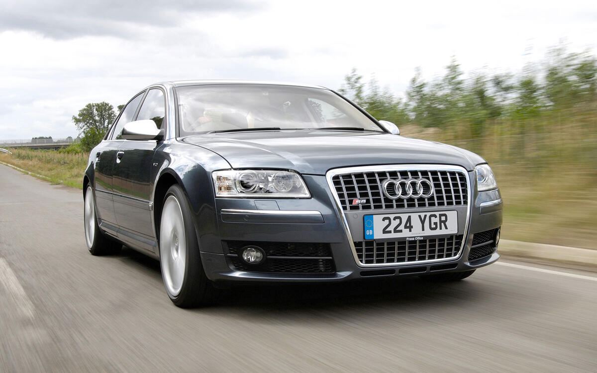 Audi S8