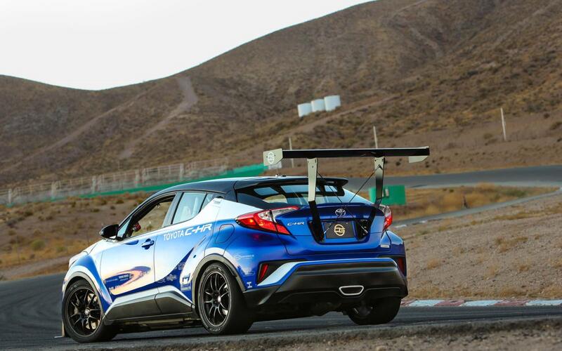 Motorsport-inspired wings