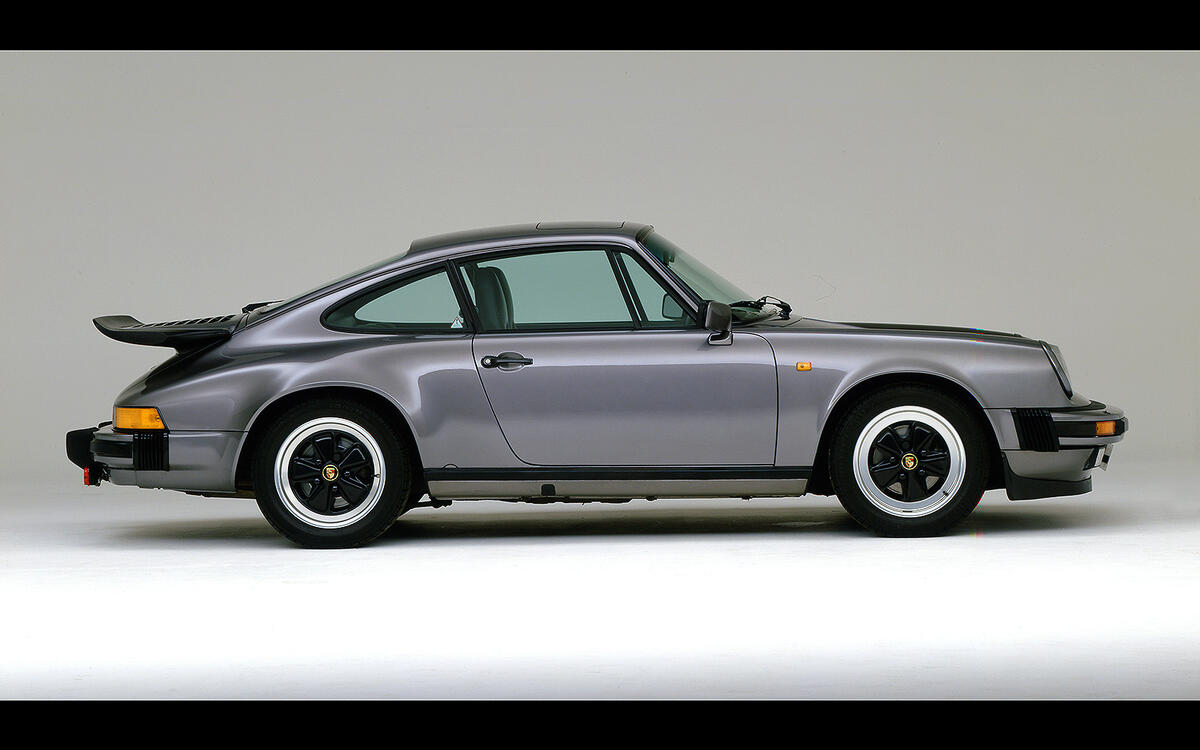 Porsche 911 (1974) Porsche 911 (1974)