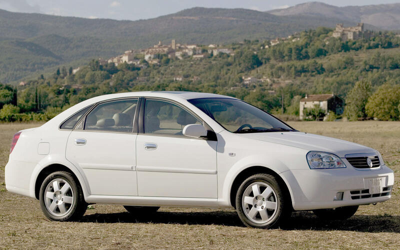 Buick Excelle (2003)