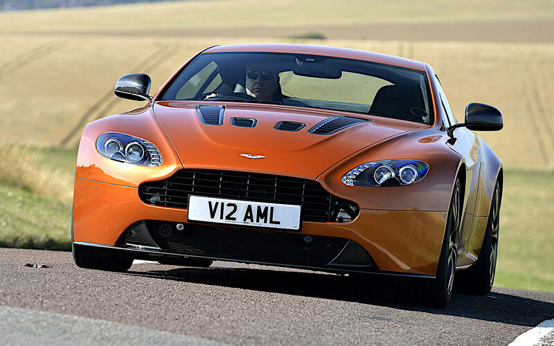 Aston Martin Vantage Aston Martin Vantage