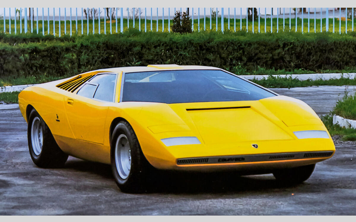 Styling the Countach